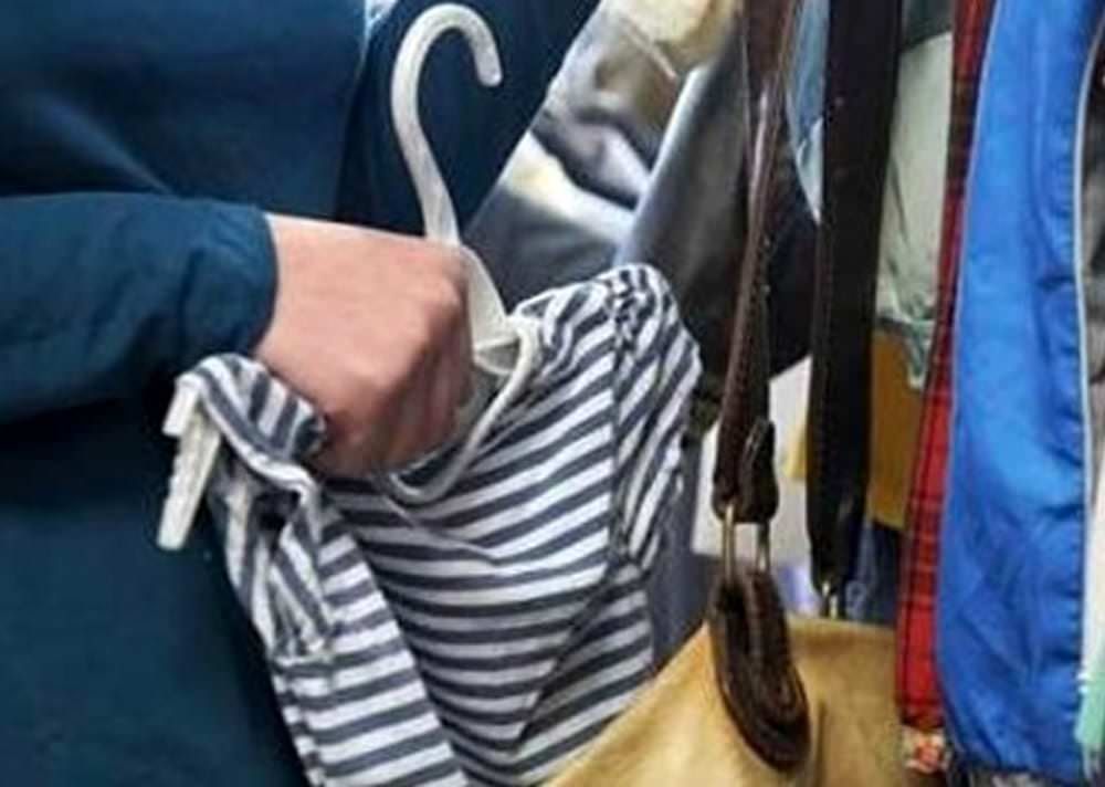 Cosenza, fermata una ladra seriale di vestiti