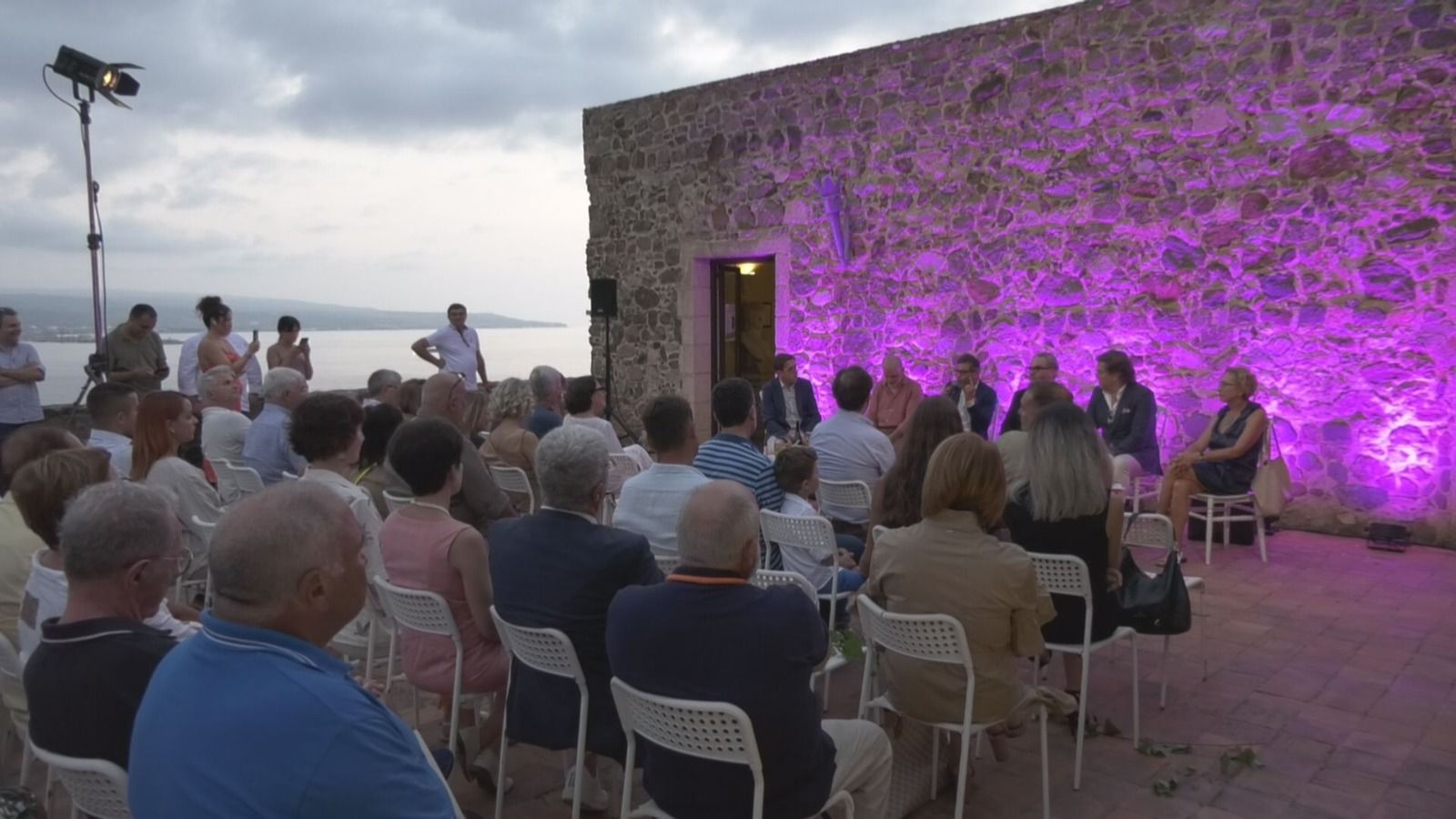 A Pizzo presentato “Zibibbo di Calabria”, il nuovo libro di Saveria Sesto – FOTO E VIDEO