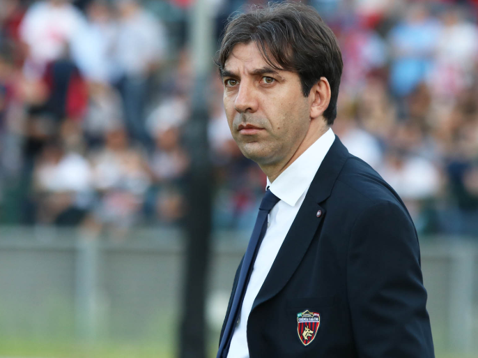 Cosenza calcio, Trinchera prende tempo: vuole garanzie per restare