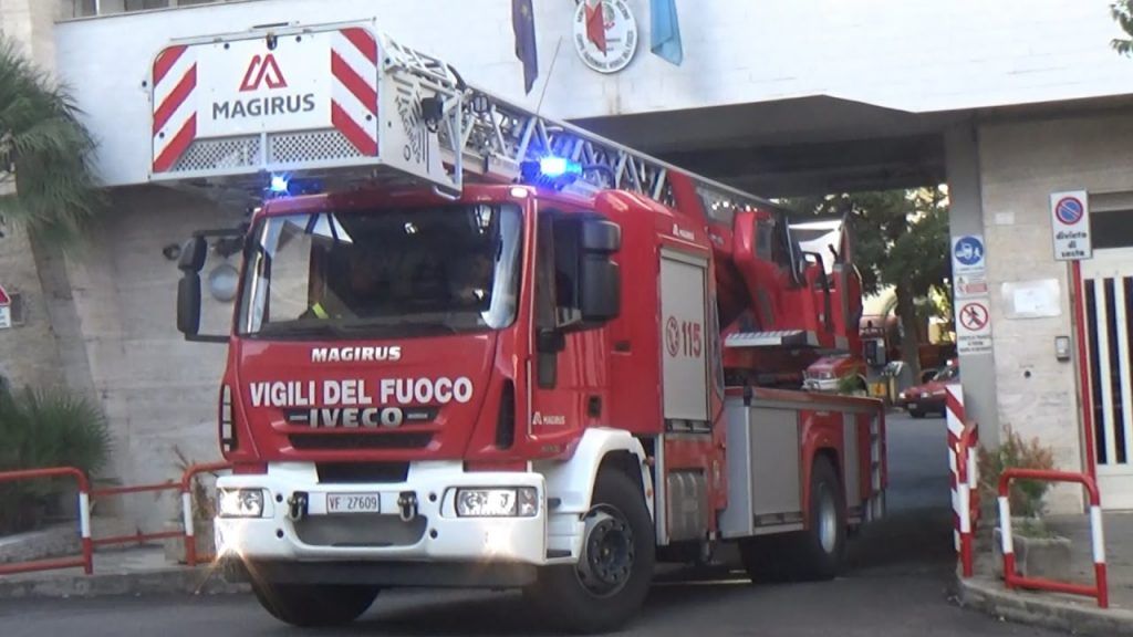 Spettacoli pubblici a Cosenza, il “richiamo” dei vigili del fuoco al rispetto delle regole