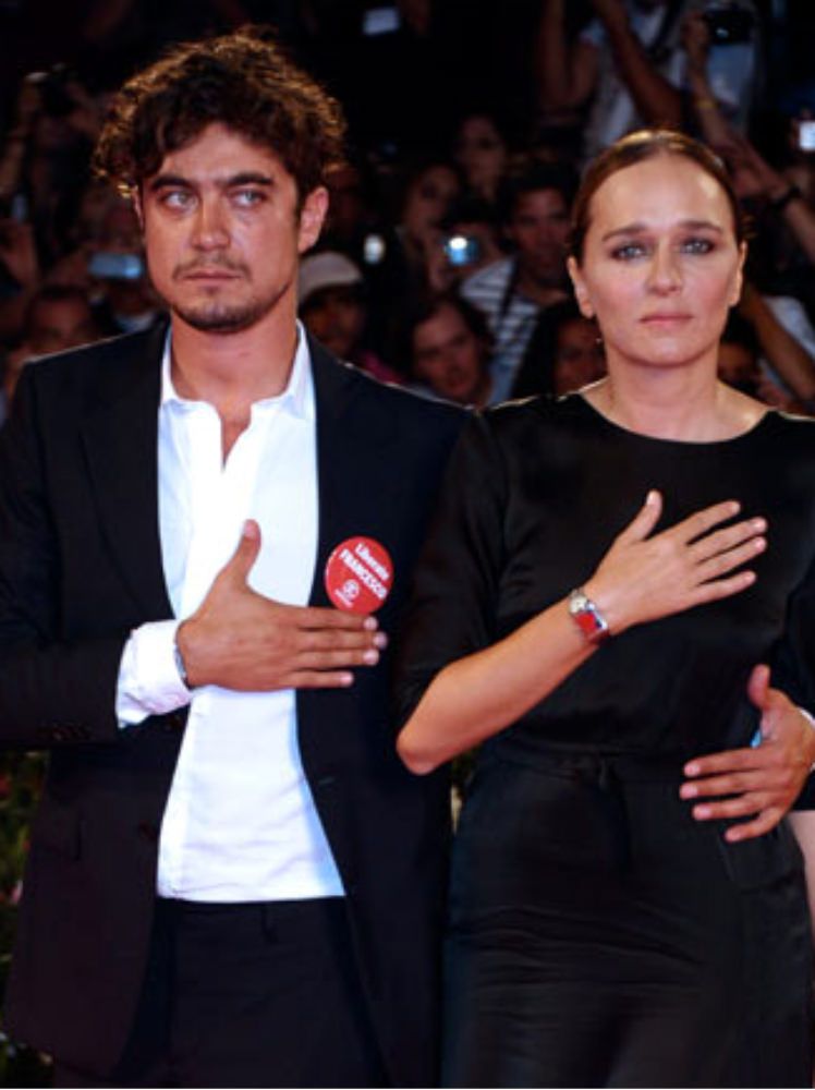 Golino e Scamarcio al Lido di Venezia pensando a Francesco Azzarà