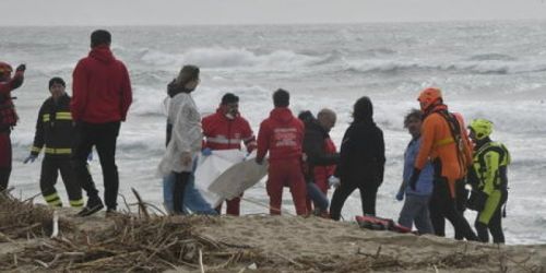 La procura di Roma apre un'inchiesta sul naufragio di Cutro