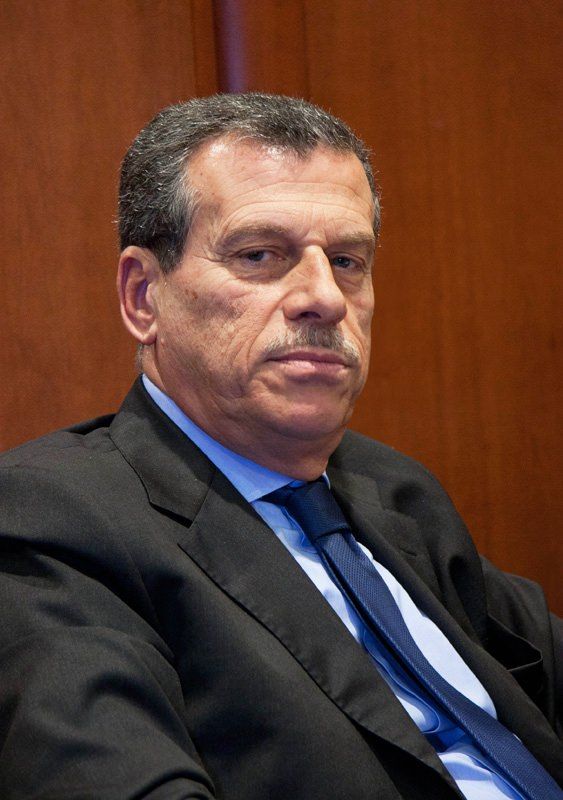 Caputo mette nel mirino Forza Italia