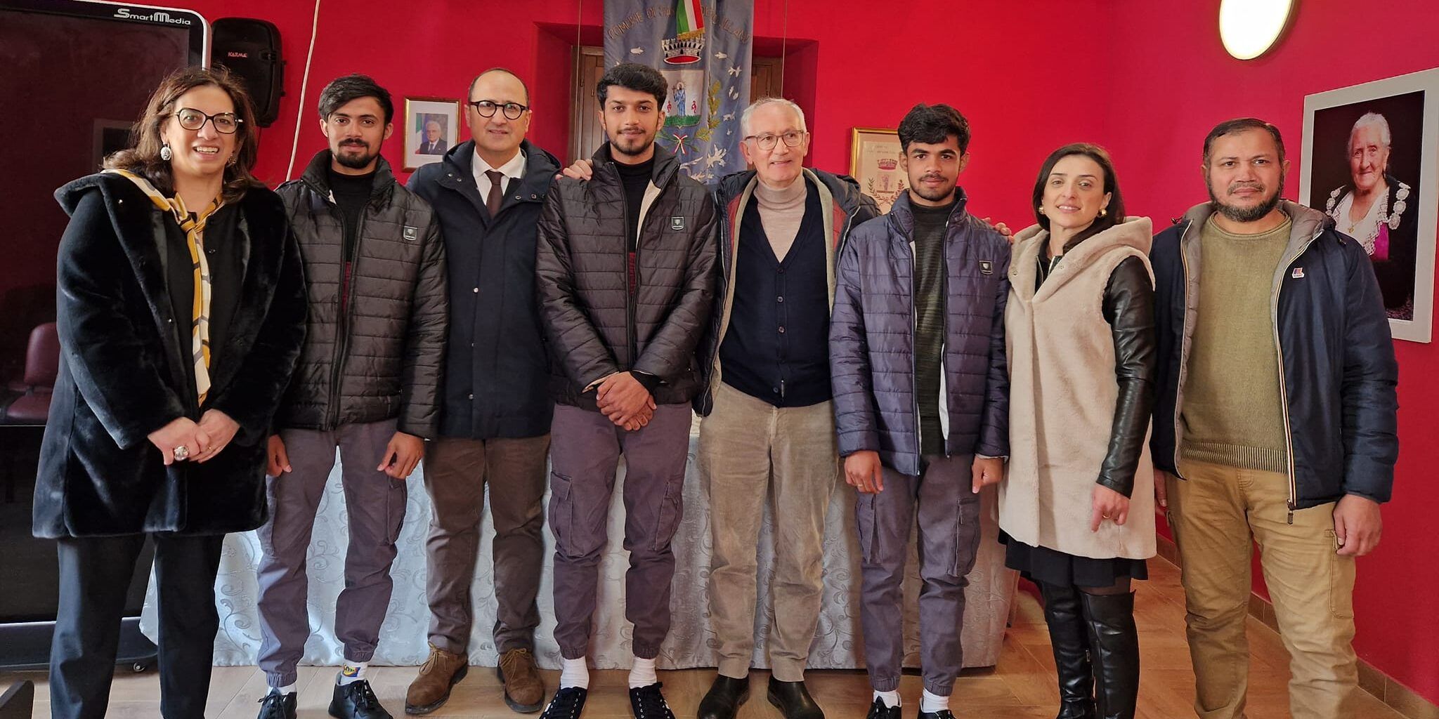 Arrivati a San Benedetto Ullano i primi tre superstiti del naufragio di Cutro – FOTO