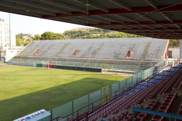 Stampa un biglietto con dati fasulli, commerciante multato a Crotone