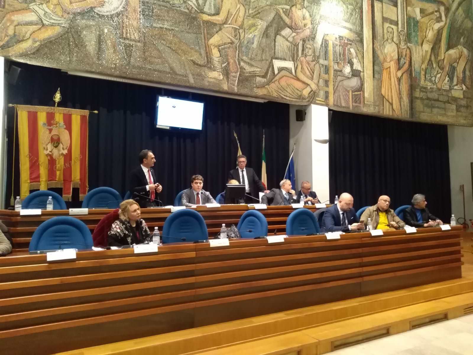 Catanzaro, Abramo si carica la maggioranza sulle spalle