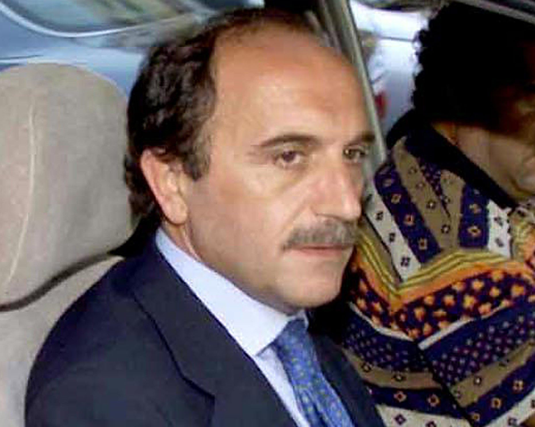 Calipari, dieci anni di dubbi