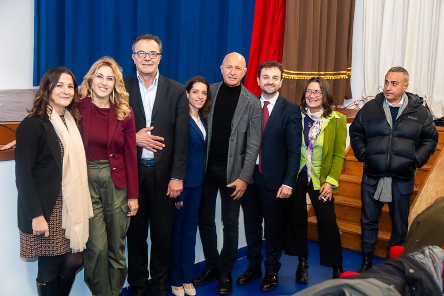 Catanzaro, Domenico Iannacone apre la V edizione di “A farla amare comincia tu”