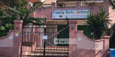 Sospetta infezione batterica a Tropea, l’Asp monitora i bambini dell’asilo. Annunciato il lutto cittadino a Zungri