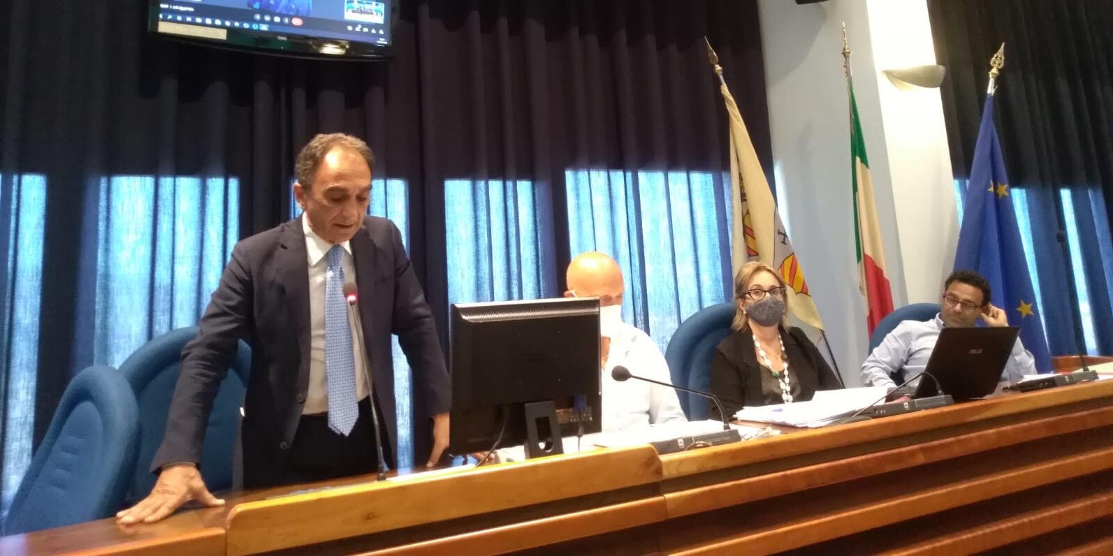 «Questa esperienza resterà nella mia vita»: Abramo si congeda anche dalla Provincia di Catanzaro