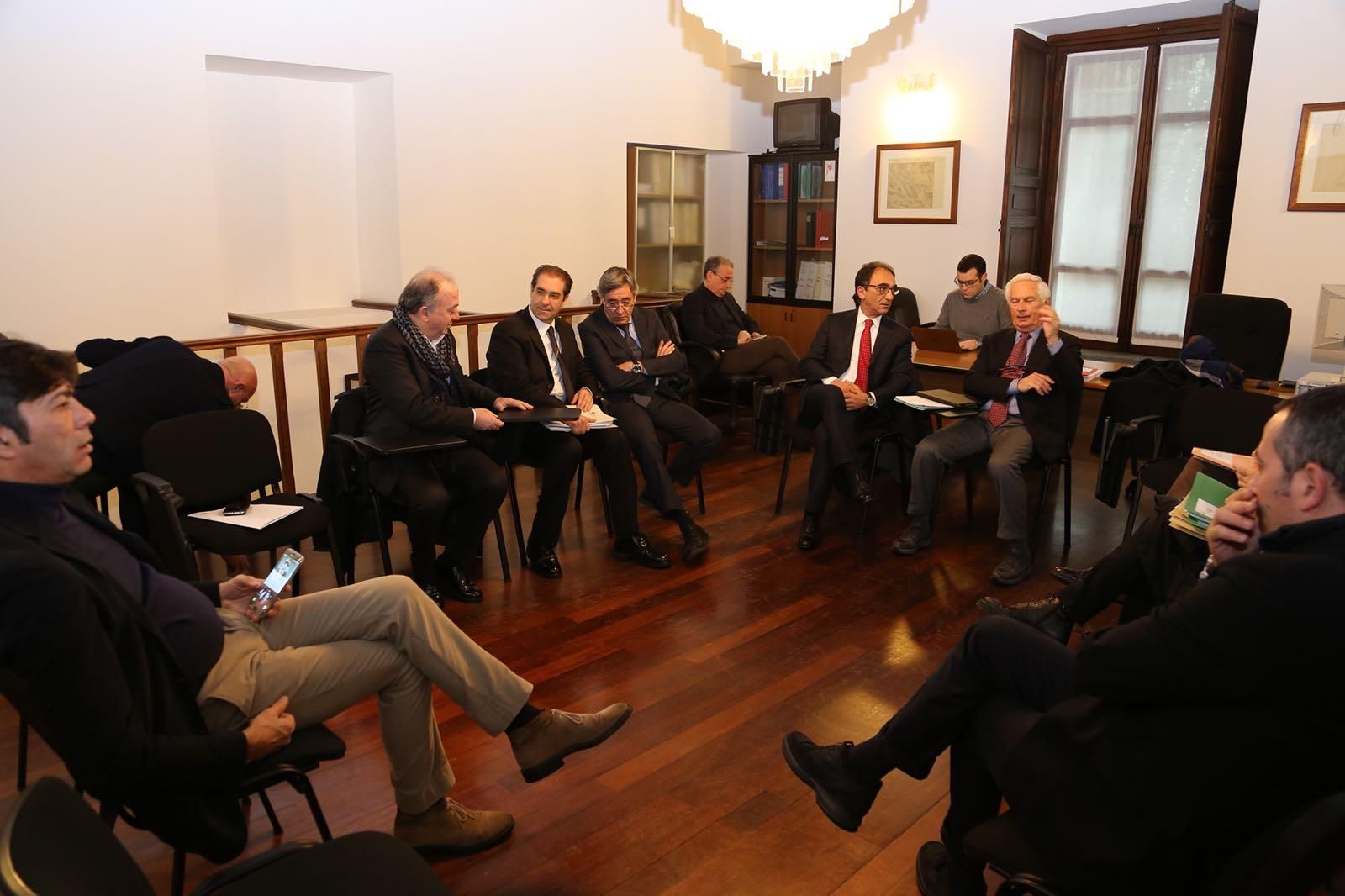 Azienda unica di Catanzaro, tutto rinviato al 27 marzo