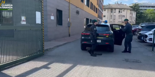 gdf padova droga arresti