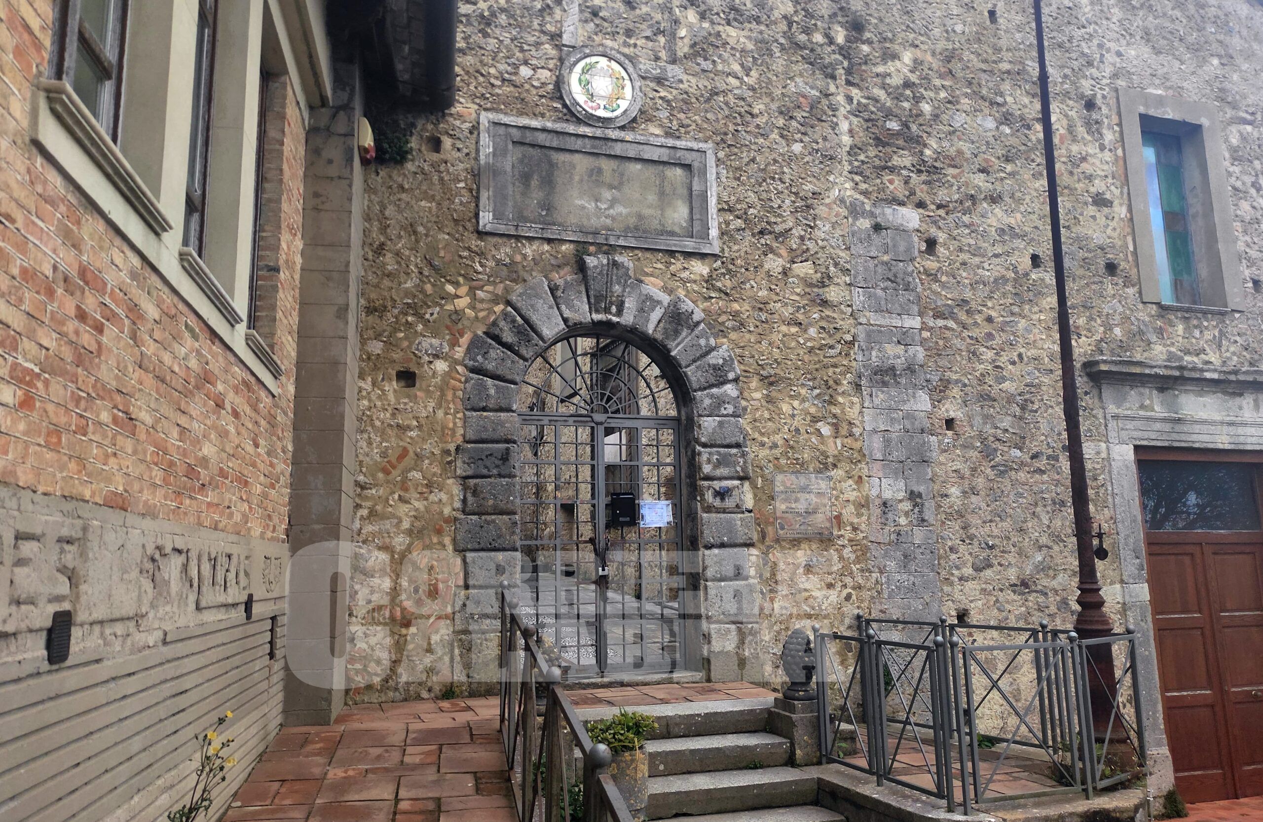 La cultura “paralizzata” dai debiti: il caso del Sistema bibliotecario vibonese