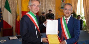 Cariati e Napoli unite da un patto: collaborazione su cultura, turismo e artigianato