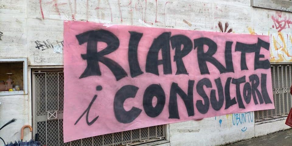 Cosenza, Fem.In: «La lotta paga, l’Asp assume 2 ginecologhe e acquista 4 ecografi»