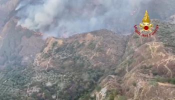 Incendi nel Cosentino, la Cisl: «Serve una strategia strutturale per difendere il territorio»