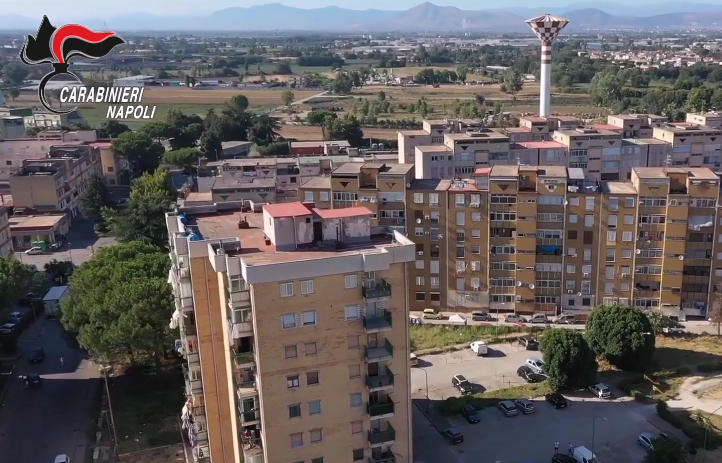 Blitz anticamorra a Caivano, 14 arresti