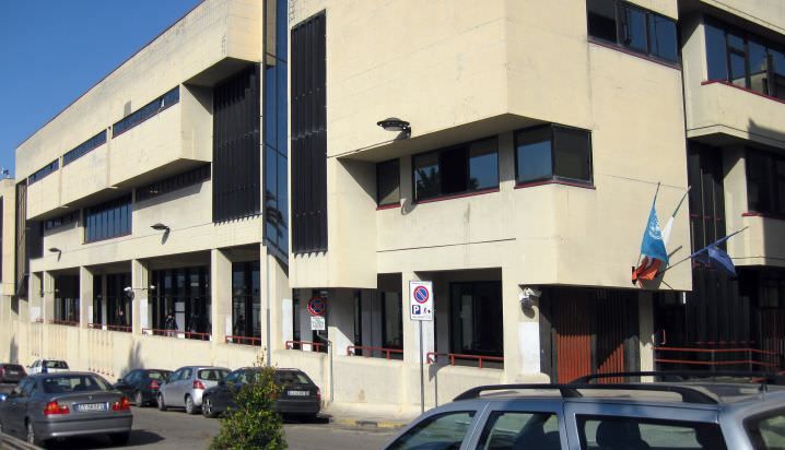 Rissa tra parenti davanti al Tribunale di Palmi, fermati dai carabinieri