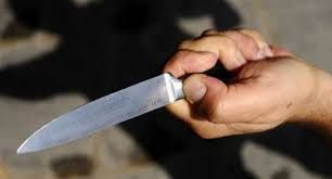 Accoltella il "compagno" della ex moglie