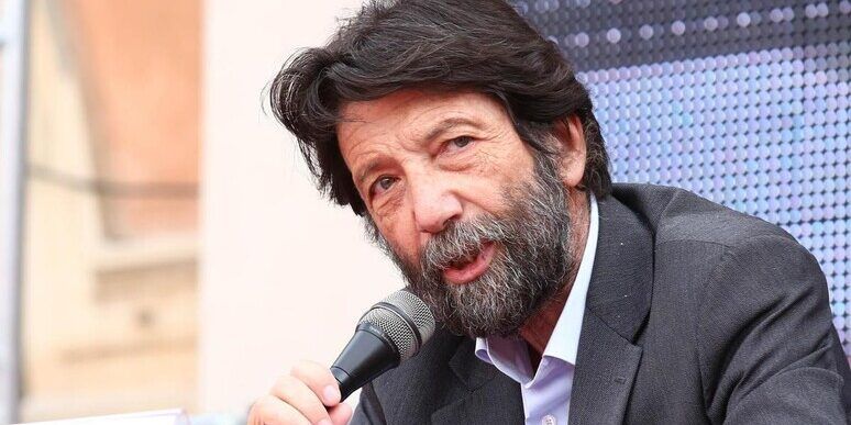 Cacciari: «Basta chiedere abiure sul fascismo»