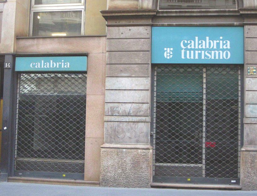 Sede a Milano, Oliverio ci riprova. E spunta un bando per privati