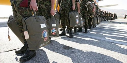 Calci alla recluta per un pacco di merendine, sergente di Cosenza condannato a 5 mesi