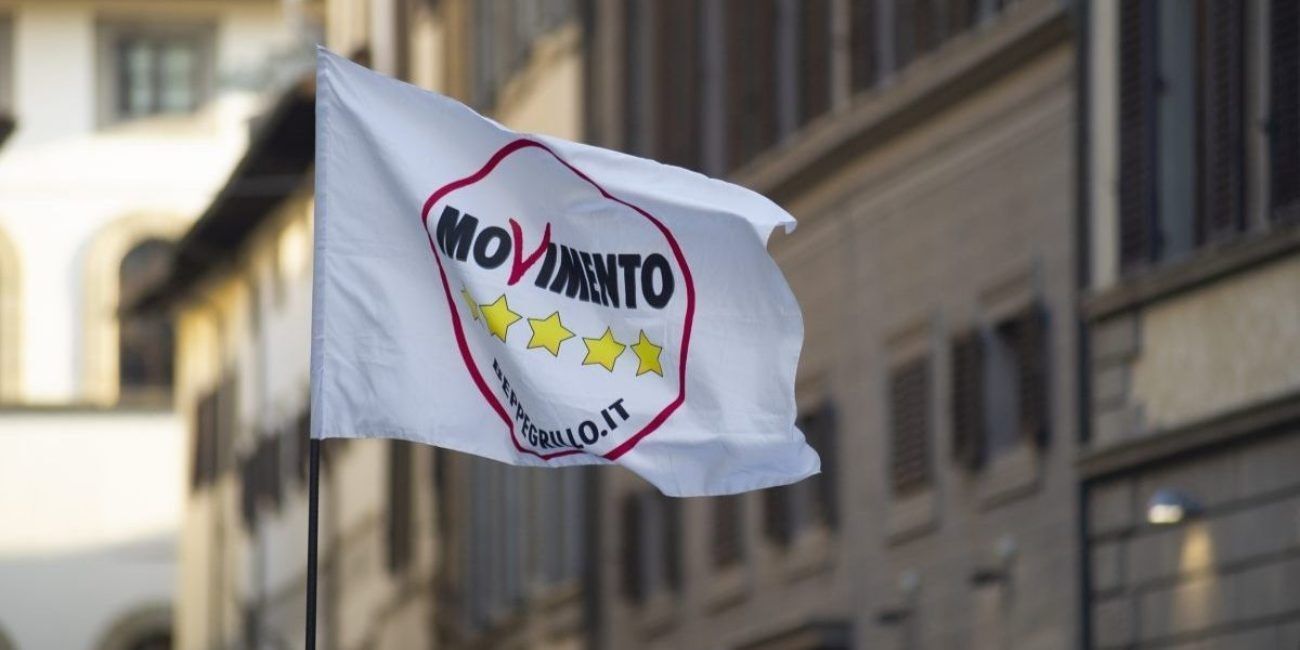 Alla manifestazione di Cutro presente anche il Movimento 5 stelle: «Sia fatta giustizia»