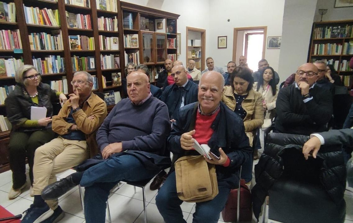 Crotone, il “fronte unito” per la bonifica dell’area industriale