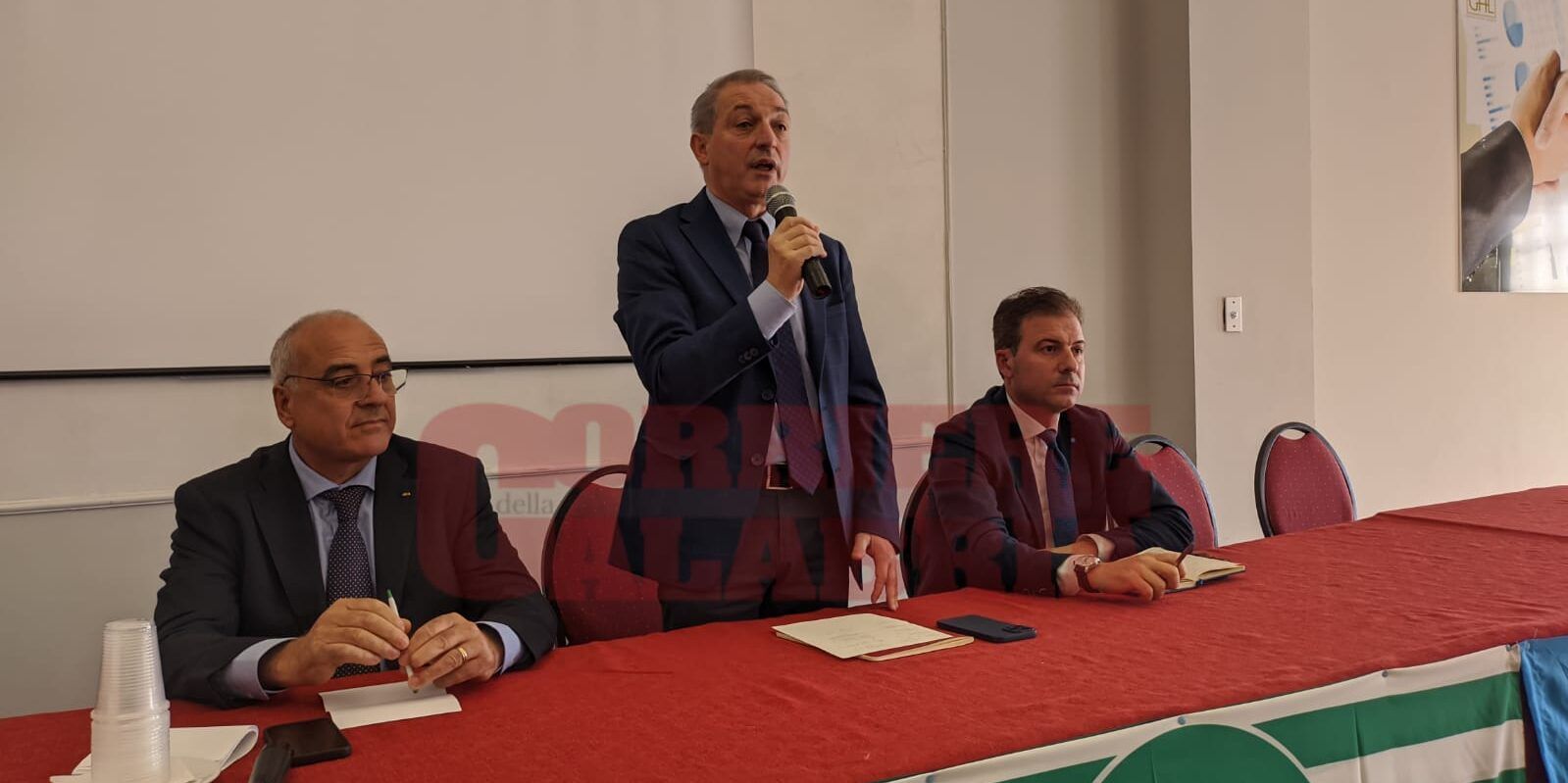 «La nostra regione rischia grosso», i sindacati rilanciano la Vertenza Calabria