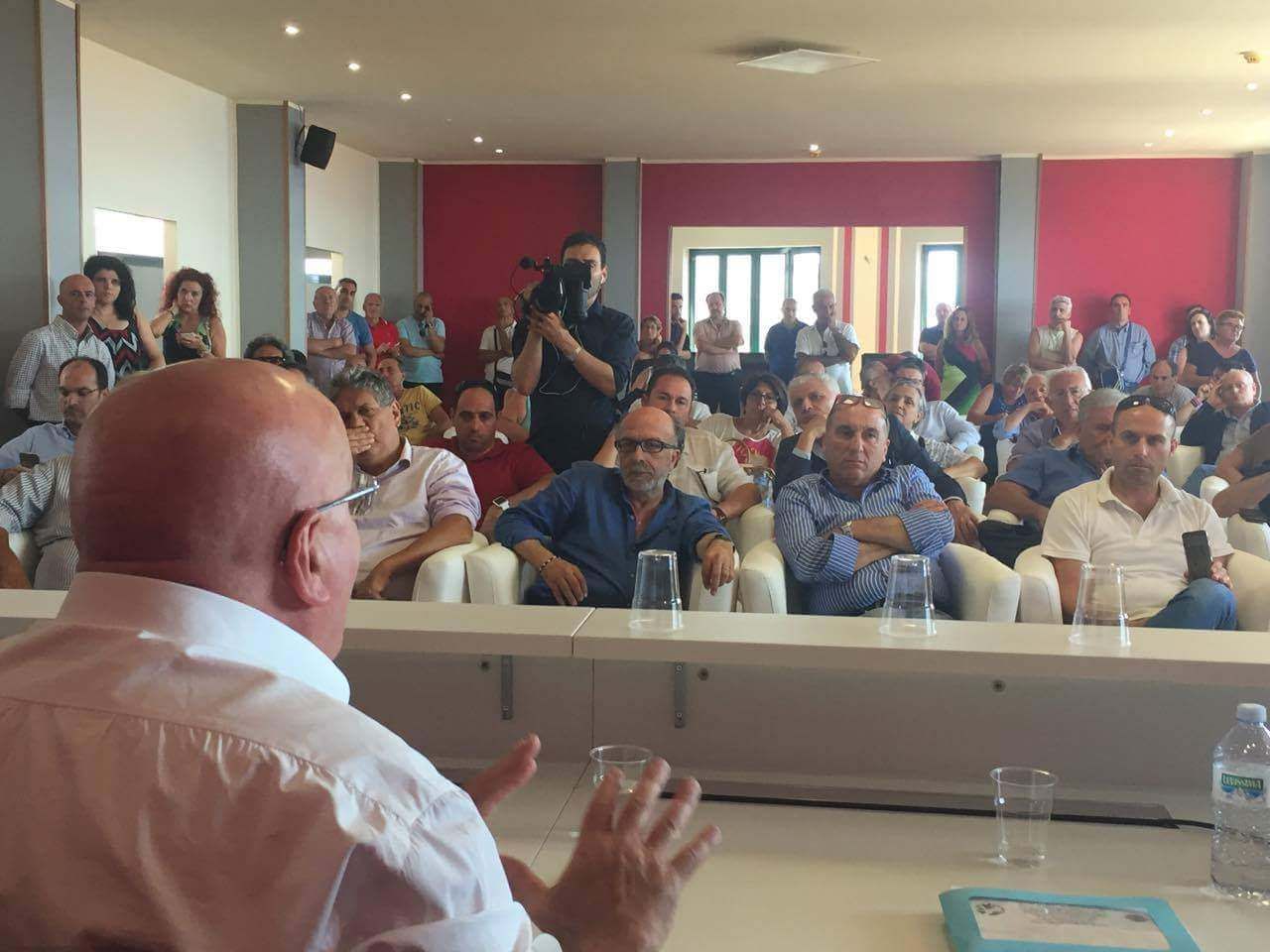 Sanità, Oliverio promette battaglia: «La ricreazione è finita»