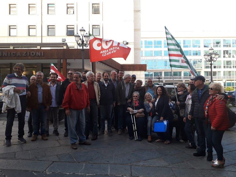 Catanzaro, sit-in per dire «no alla politica criminale di Erdogan»
