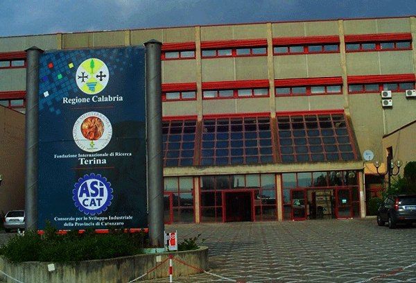 «"Terina" abbandonata a se stessa»