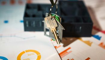 Mercato immobiliare, nel 2025 compravendite in crescita del +9,4%. Cosenza si conferma in testa