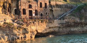 Chiesetta di Piedigrotta a rischio, il caso arriva in Commissione Cultura