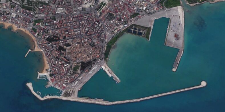 Crotone, al via le modifiche al piano regolatore portuale