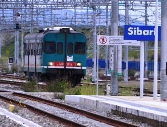 Trasporti, biglietto unico treno-bus per l'alto Ionio