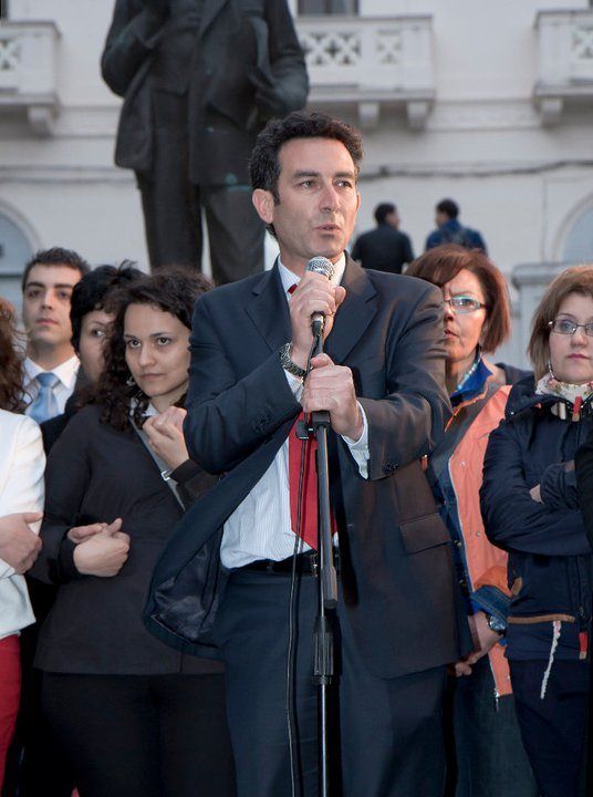 Canale suona la sveglia al Pd