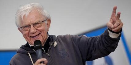 Adesso si licenzia via mail o chat: ma quale dignità attribuiamo ormai ai lavoratori?