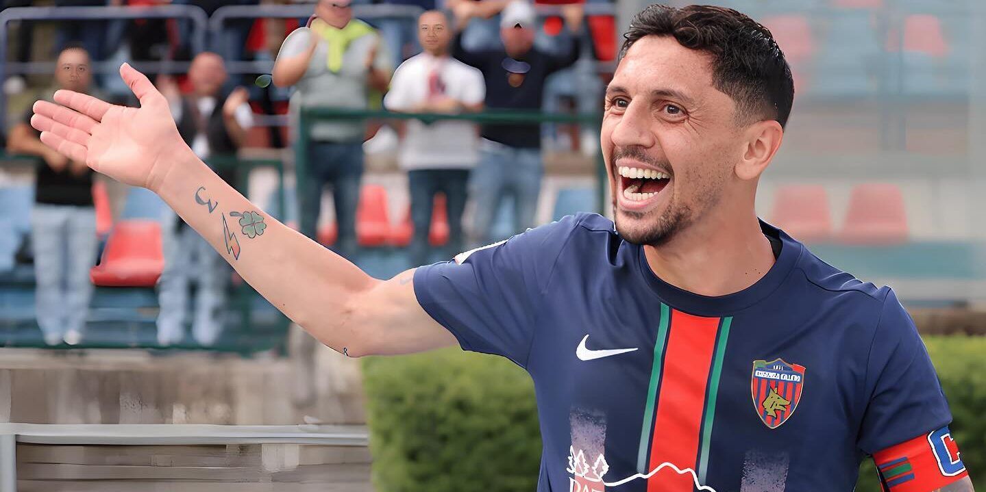 Cosenza, a Cesena con qualche dubbio a centrocampo. Intanto si inizia a parlare di mercato