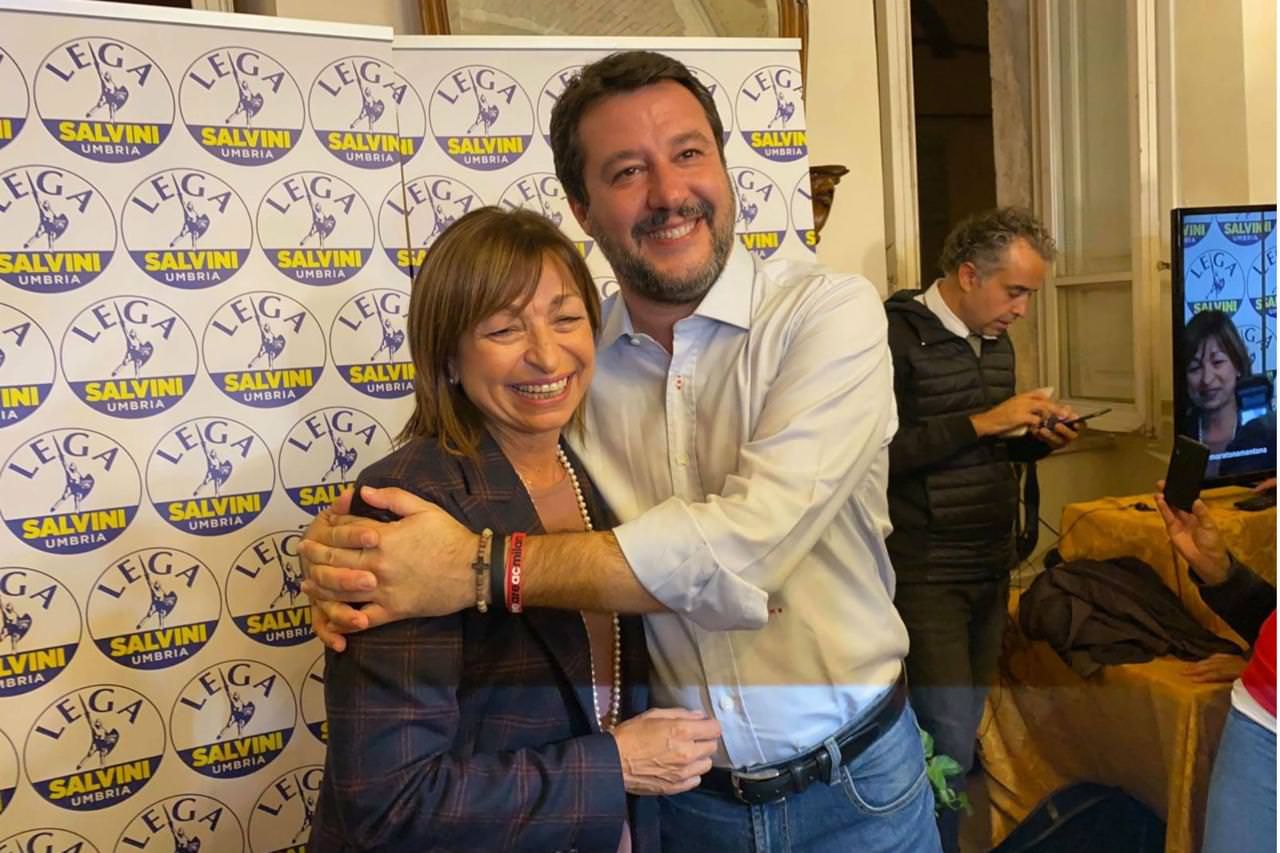 Salvini esulta per l’Umbria: «E ora la Calabria…»