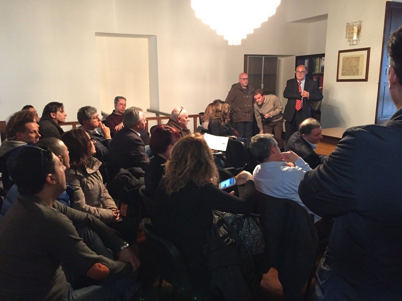 C'è l'accordo sul concorso per gli infermieri. Ma i sindacati non firmano