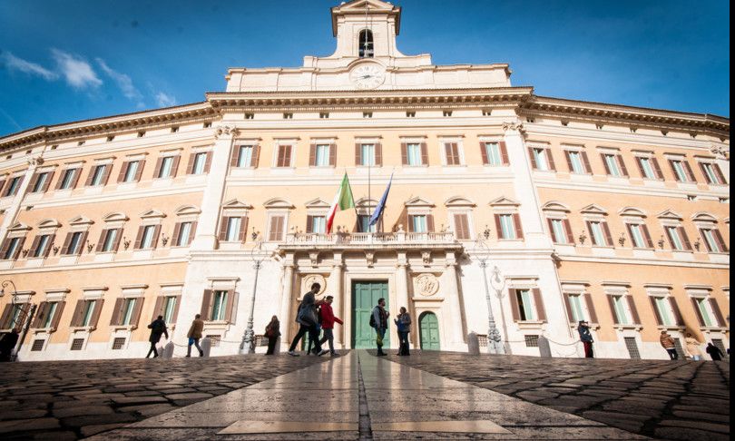 Come voterà la Calabria alle Politiche. Ecco i nuovi collegi: solo due sfide all’uninominale per il Senato