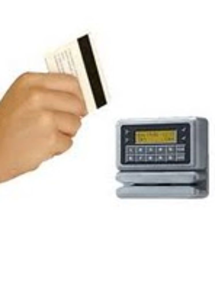 Impiegato del museo di Nicotera timbrava e usciva