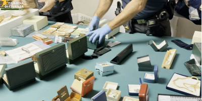Frodi fiscali e riciclaggio, maxi blitz da Roma alla Calabria: sequestri per 4,5 milioni – VIDEO
