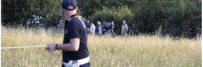 Orrore a Roma: una donna e una neonata trovate morte nel parco