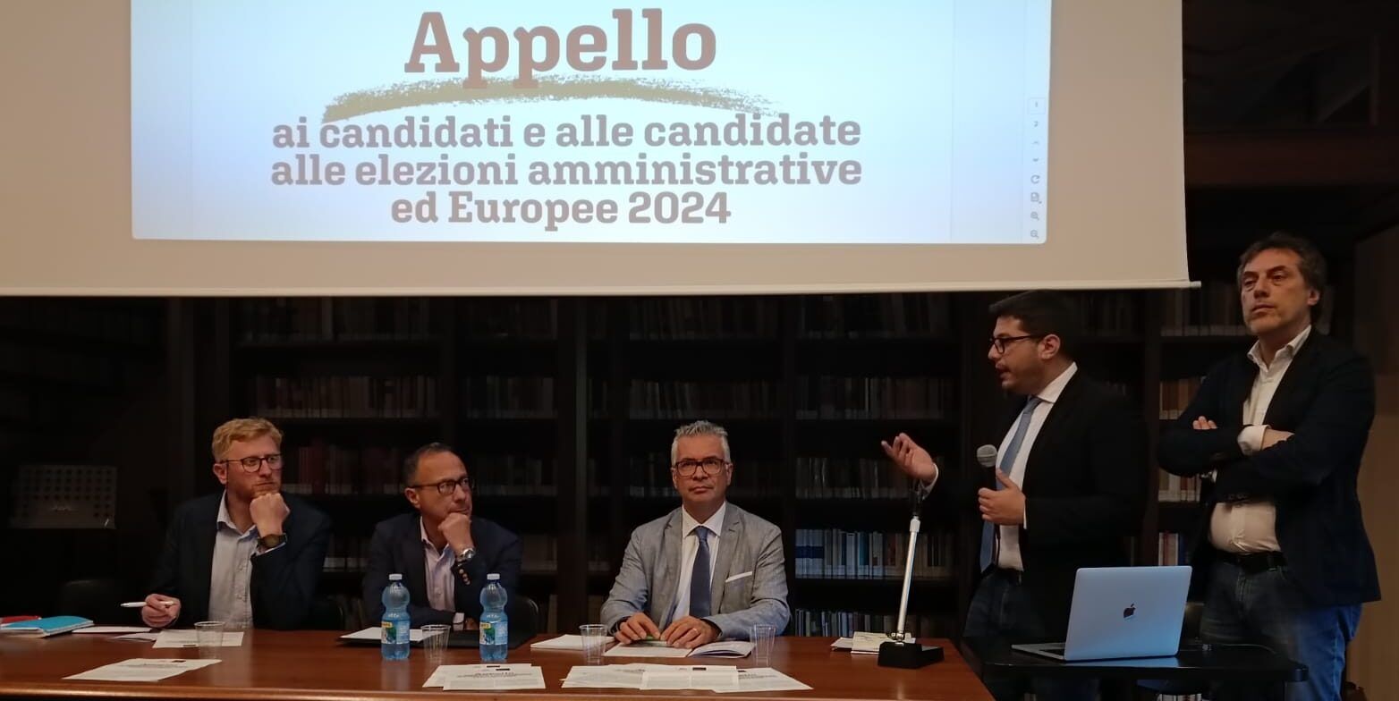 Calabria al voto, il richiamo di “Avviso pubblico” e “Libera”: «No alla politica che imbarca tutti»