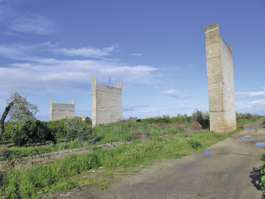 Cavalcavia fantasma a Corigliano Rossano, (dopo 30 anni) riparte l'iter