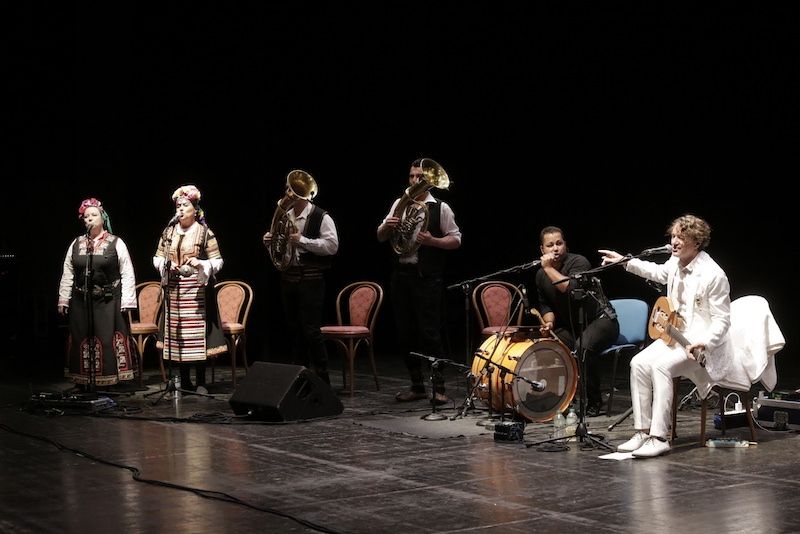 Il concerto di Bregovic diventa una festa