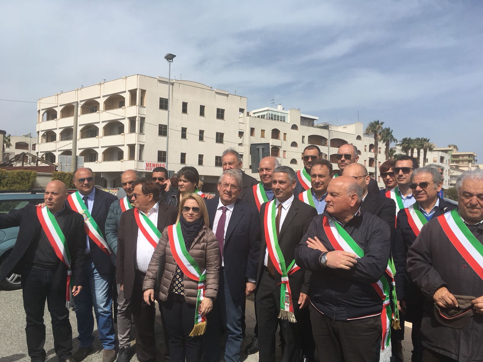 Caulonia, sit-in dei sindaci per il diritto alla mobilità