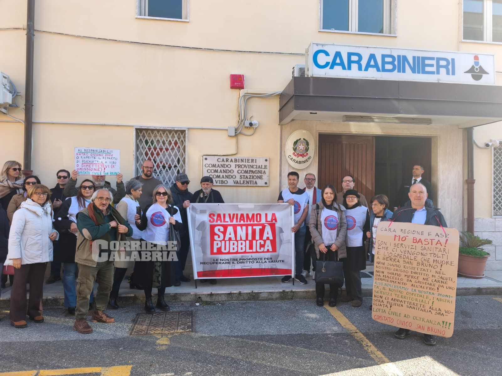 Sanità vibonese, la protesta dei comitati continua: presentata una denuncia ai Carabinieri – FOTO